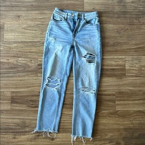 American Eagle Mom Straight Jeans - Regular Length